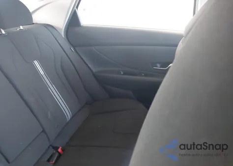 2024 Hyundai Elantra Sel z USA, uszkodzony, nr VIN KMHLS4DG1RU844636